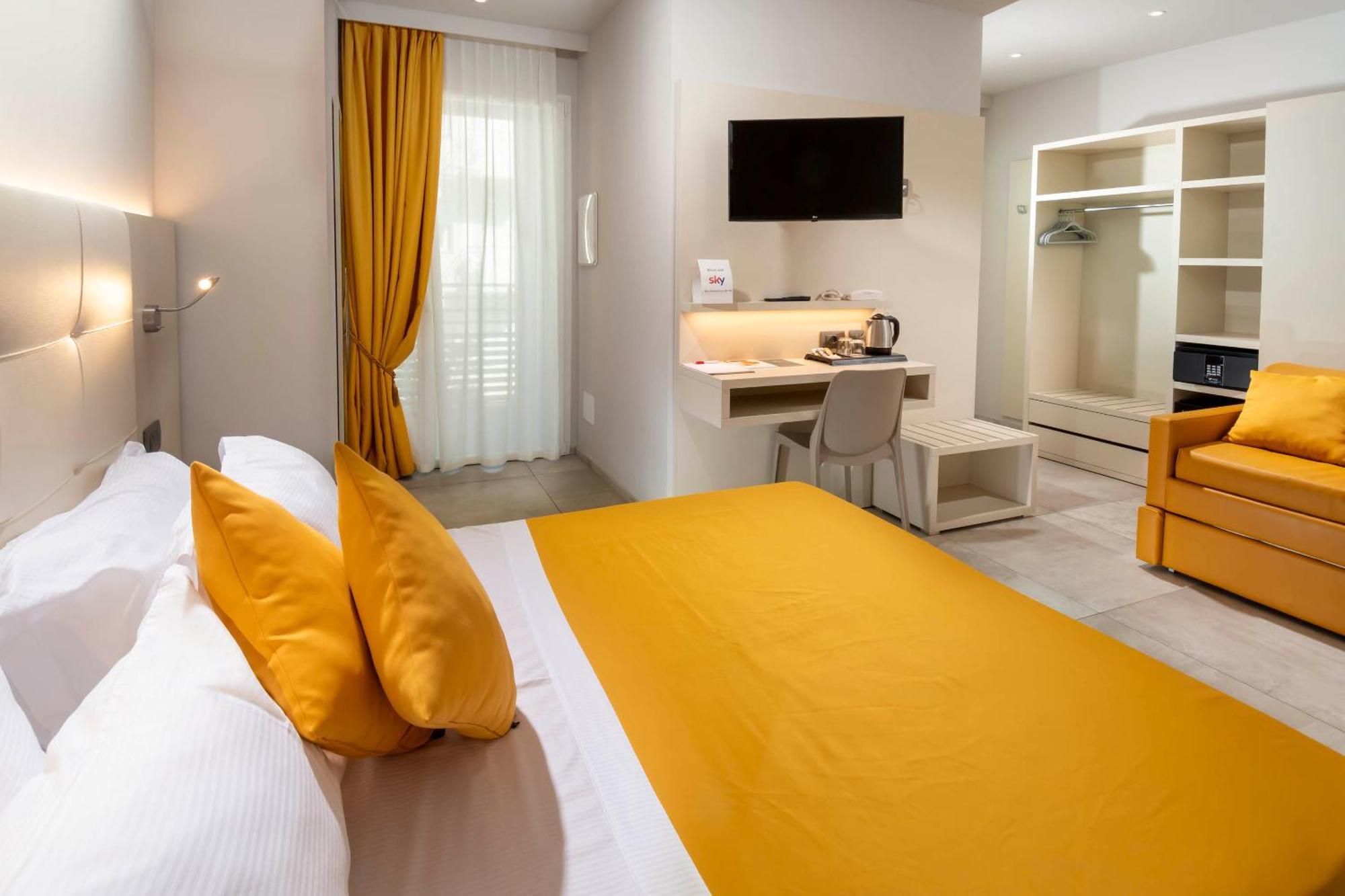 B&B Primrose Residence Hotel リミニ エクステリア 写真
